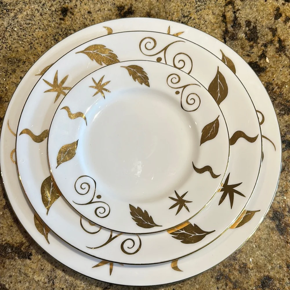 Pier 1 set of 3 plates